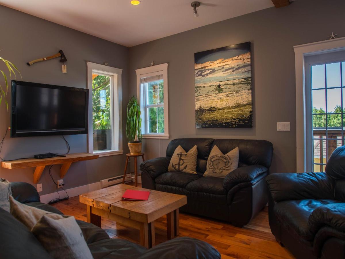 Surfs Inn Rainforest Cottages Ucluelet Extérieur photo